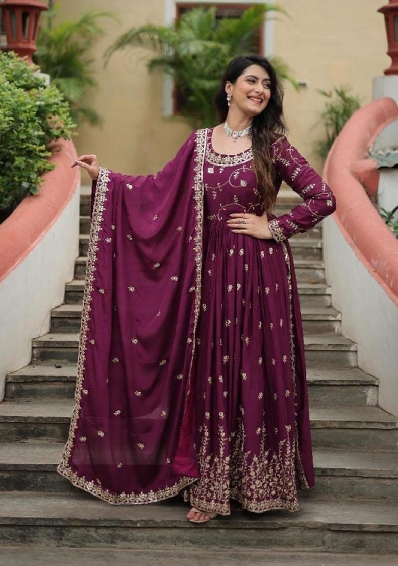 Maroon Embroidered Silk Blend Kurta Set - Indya