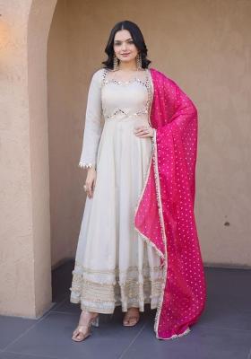 Pink Embroidered Silk Blend Anarkali With Dupatta