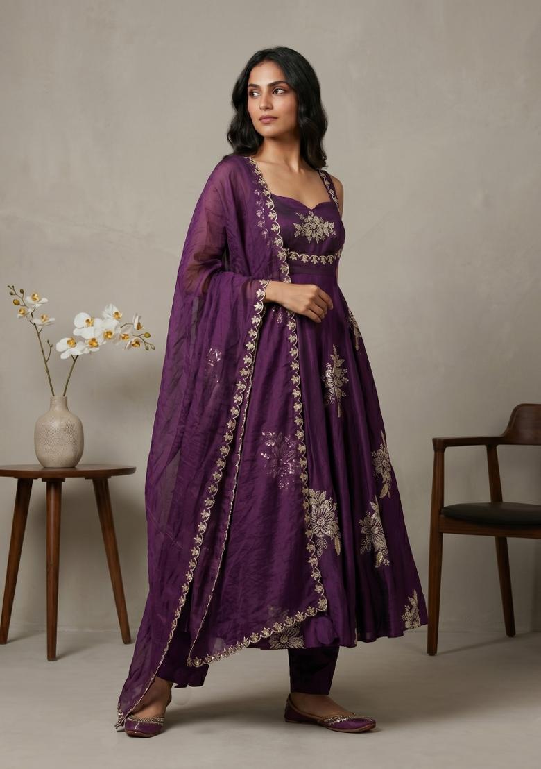 Purple Embroidered Silk Blend Kurta Set - Indya