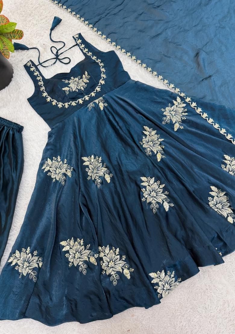 Teal Embroidered Silk Blend Kurta Set - Indya