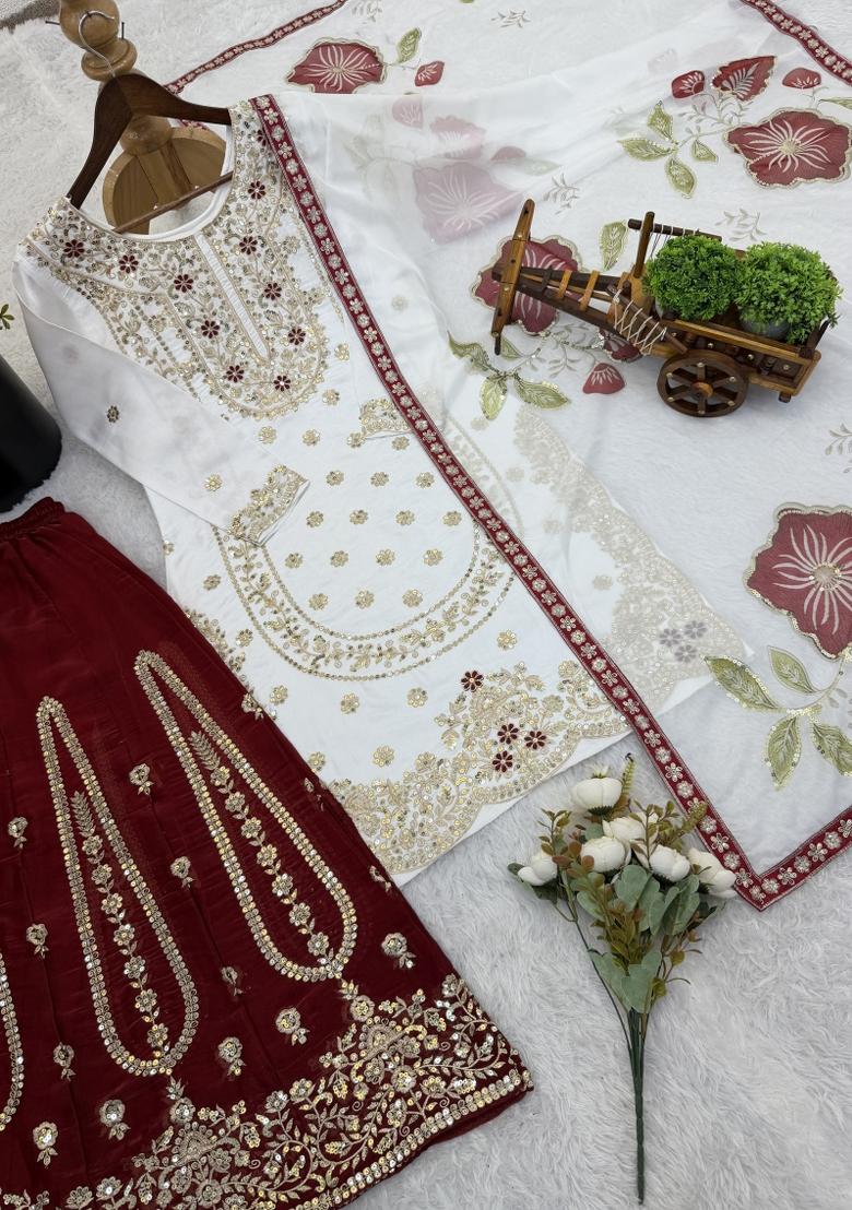 White Embroidered Silk Blend Kurta Set - Indya