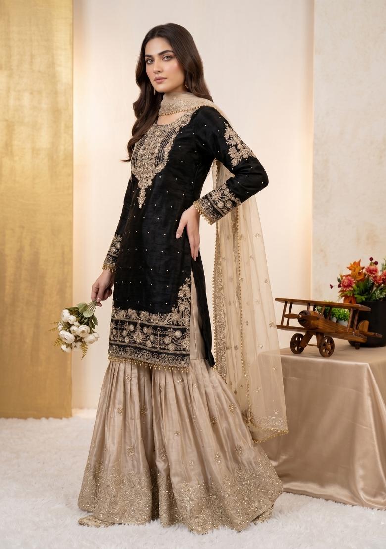 Black Embroidered Silk Blend Kurta Set - Indya