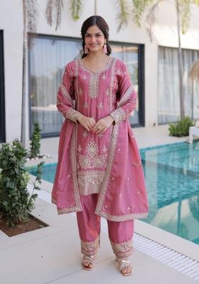 Pink Zari Work Orgnaza Kurta Set
