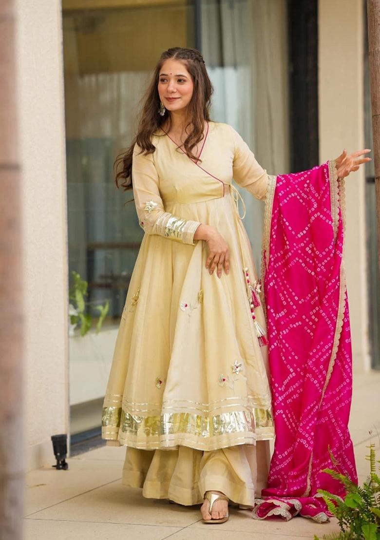 Cream Gota Patti Work Chinon Kurta Set - Indya