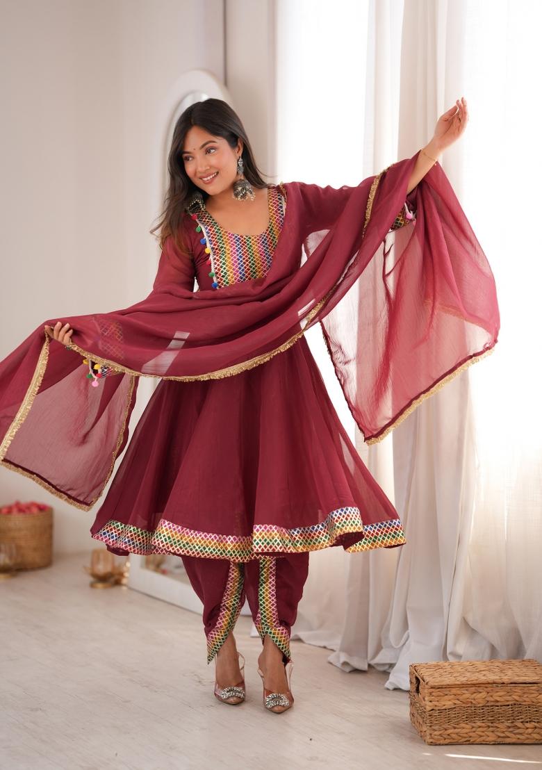 Maroon Embroidered Silk Blend Kurta Set - Indya
