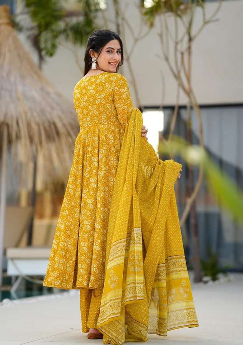 Light Yellow Printed Muslin Kurta Set - Indya