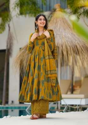 Light Yellow Printed Muslin Kurta Set