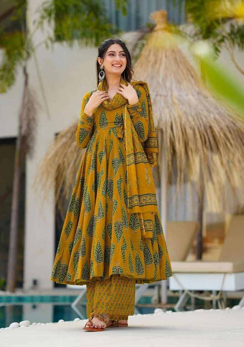 Light Yellow Printed Muslin Kurta Set - Indya