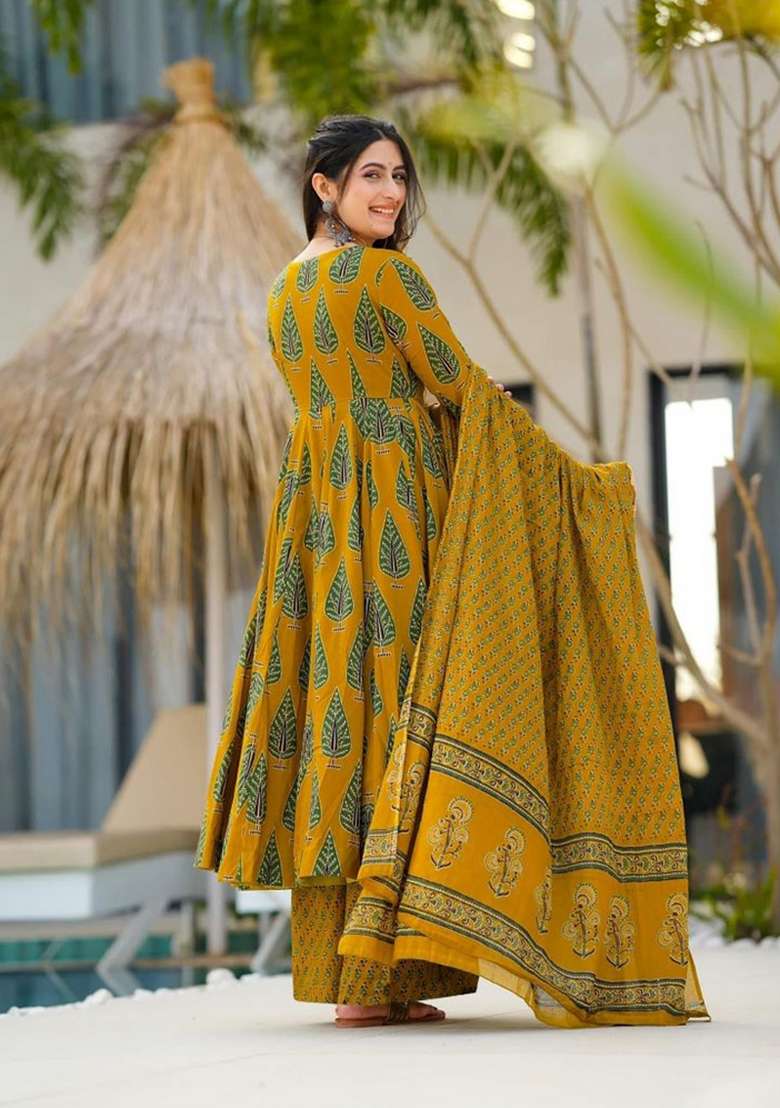 Light Yellow Printed Muslin Kurta Set - Indya