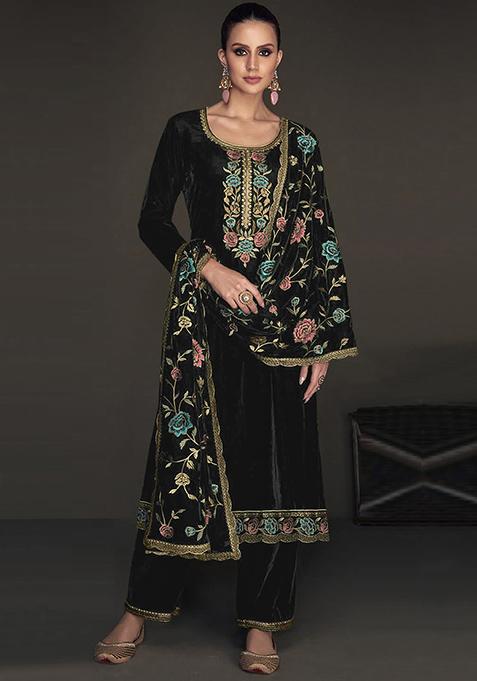 Black Embroidered Velvet Kurta Set