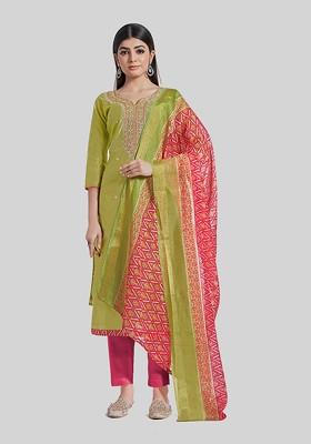 Green Embroidered Chanderi Kurta Set