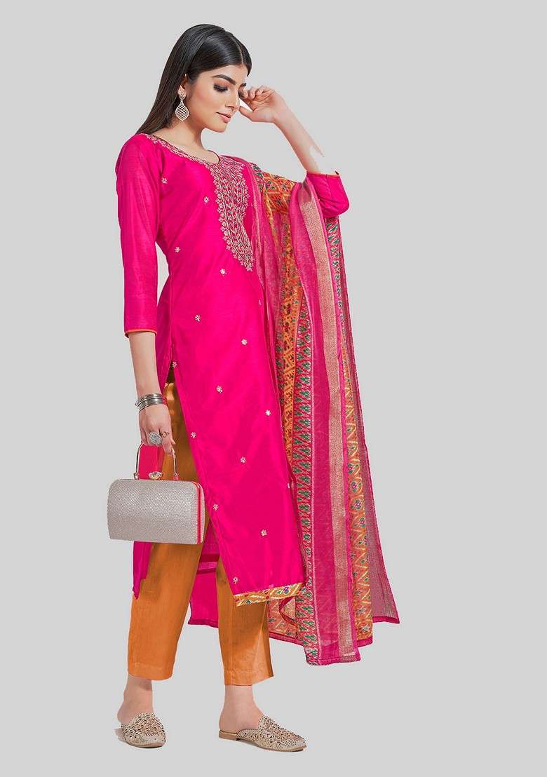 Pink Embroidered Chanderi Kurta Set - Indya