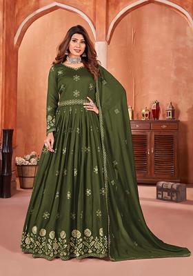 Green Embroidered Cotton Blend Kurta Set