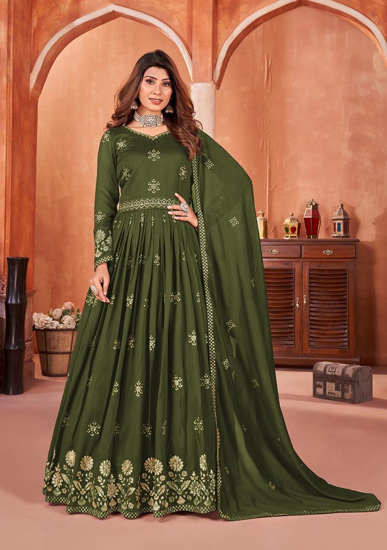 Green Embroidered Cotton Blend Kurta Set