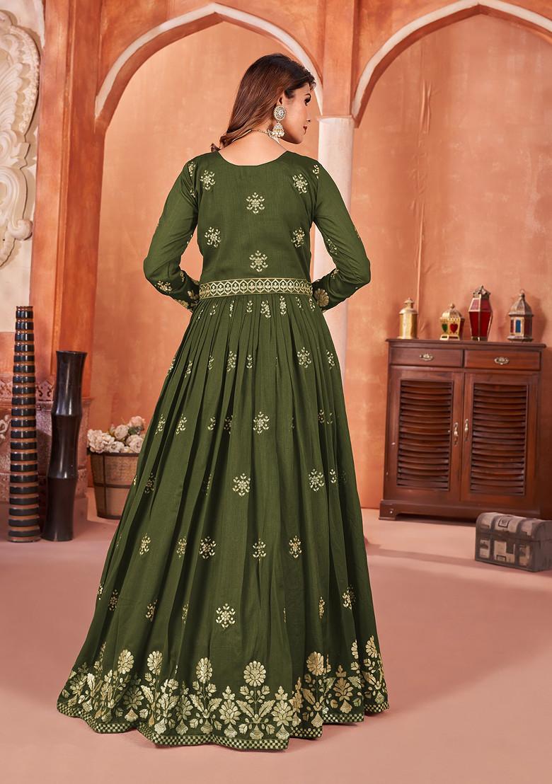 Green Embroidered Cotton Blend Kurta Set