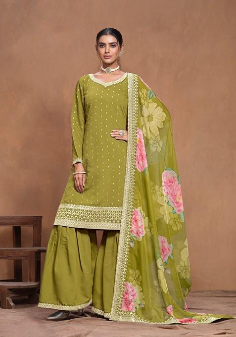 Green Embroidered Poly Blend Kurta Set