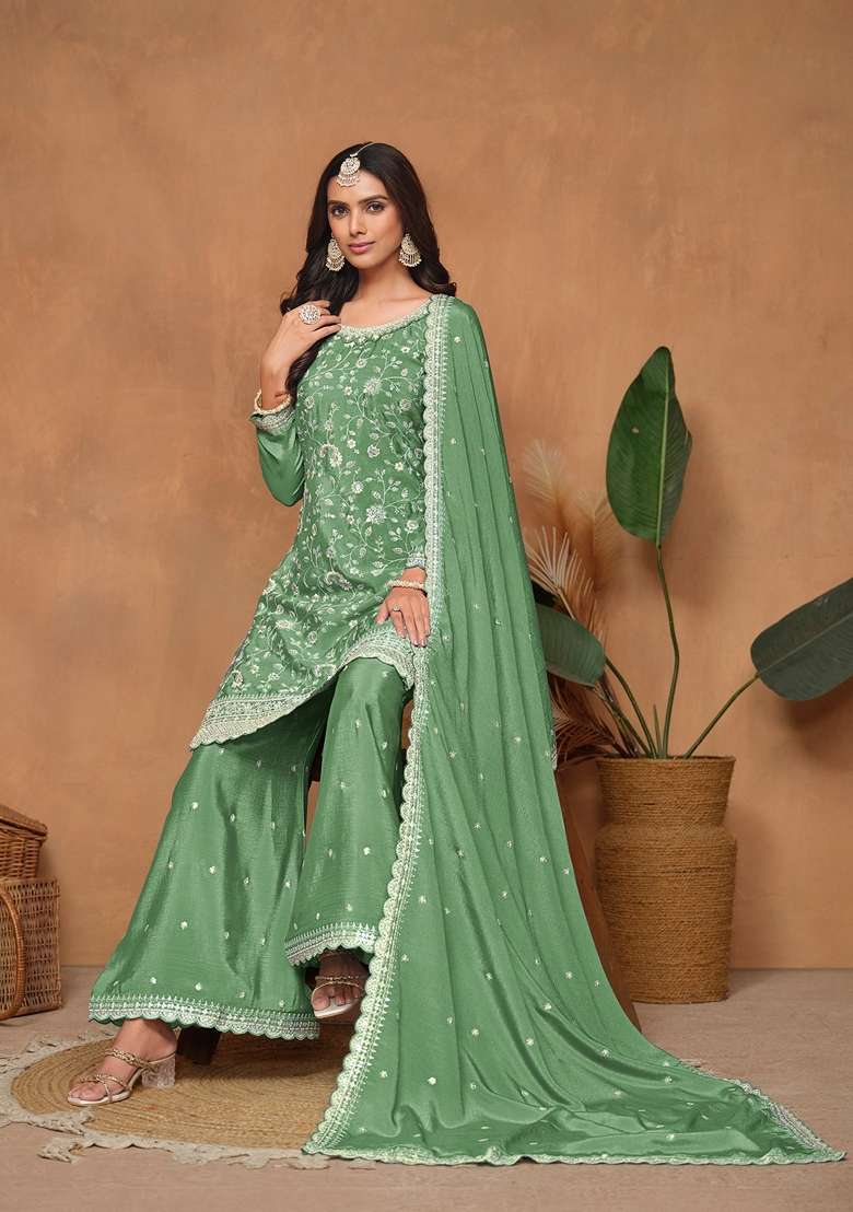 Green Embroidered Poly Blend Kurta Set - Indya