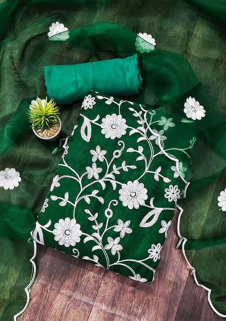 Green Embroidered Organza Straight Kurta Set - Indya