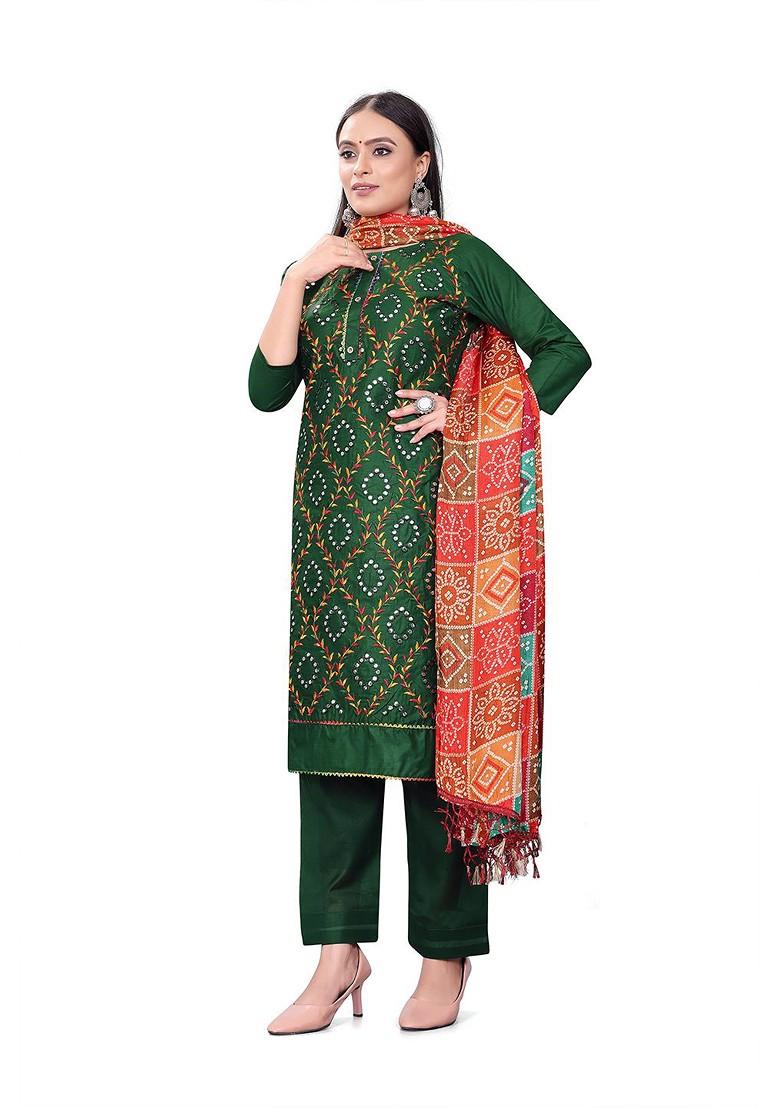 Green Embroidered Poly Blend Kurta Set - Indya