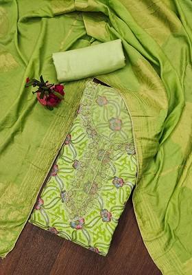 Green Embellished Organza Kurta Set