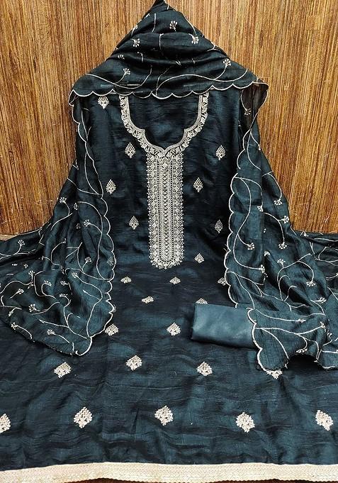 Green Embroidered Poly Blend Kurta Set