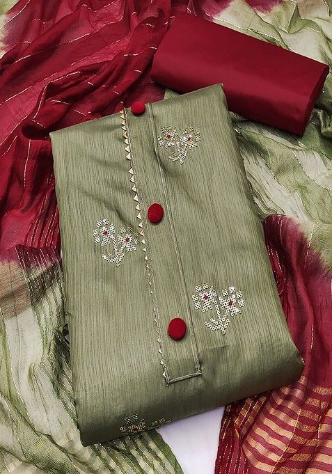 Green Ethnic Motifs Embroidered Cotton Kurta Set