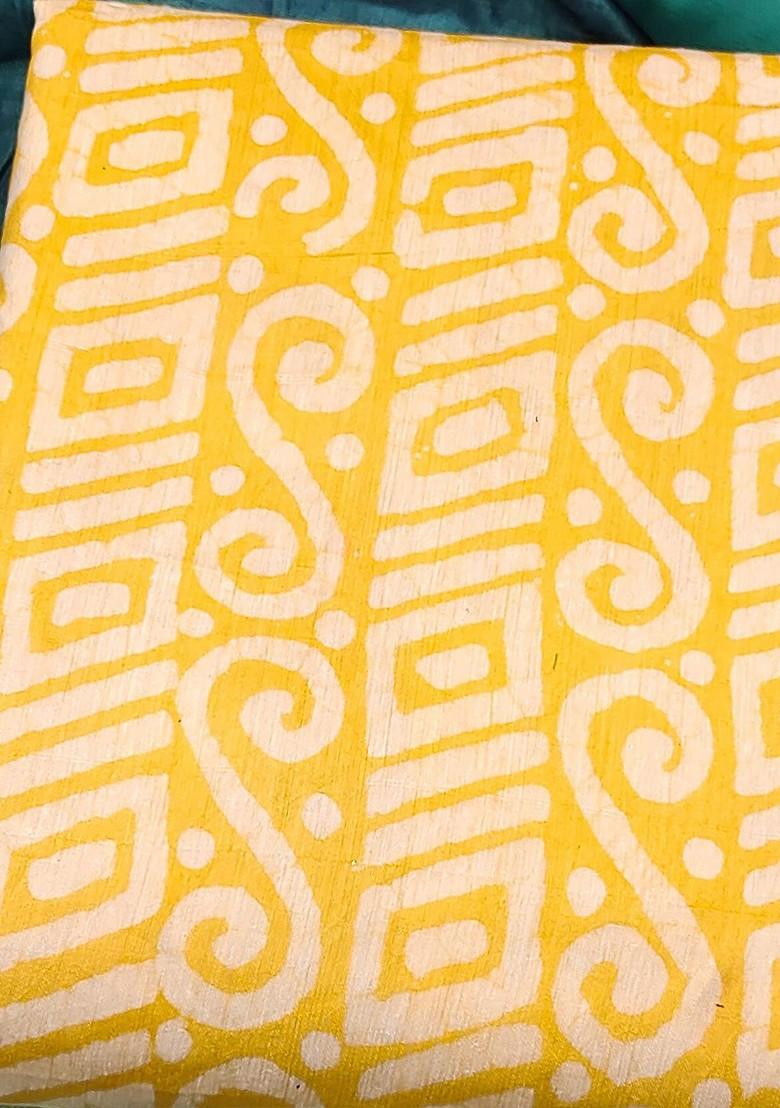 Yellow Ethnic Motifs Printed Poly Blend Kurta Set