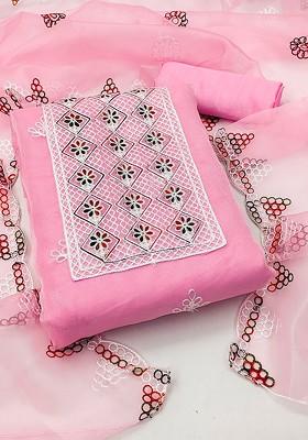 Pink Ethnic Motifs Embroidered Poly Blend Kurta Set