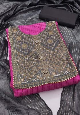 Pink Ethnic Motifs Embroidered Poly Blend Kurta Set