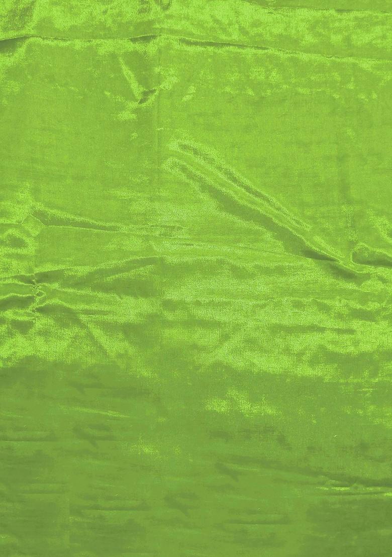 Green Floral Embroidered Poly Blend Kurta Set