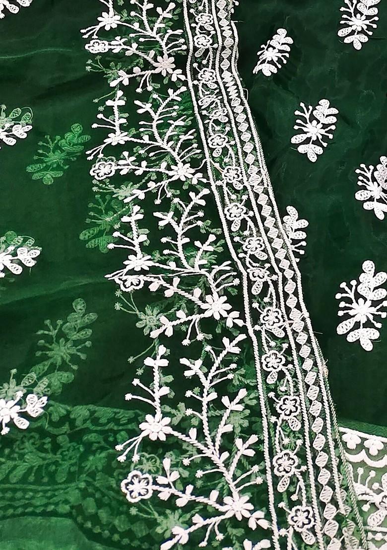 Green Ethnic Motifs Embroidered Poly Blend Kurta Set