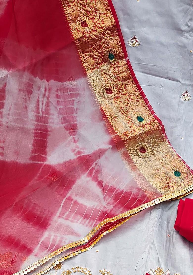 Grey Ethnic Motifs Embroidered Poly Blend Kurta Set