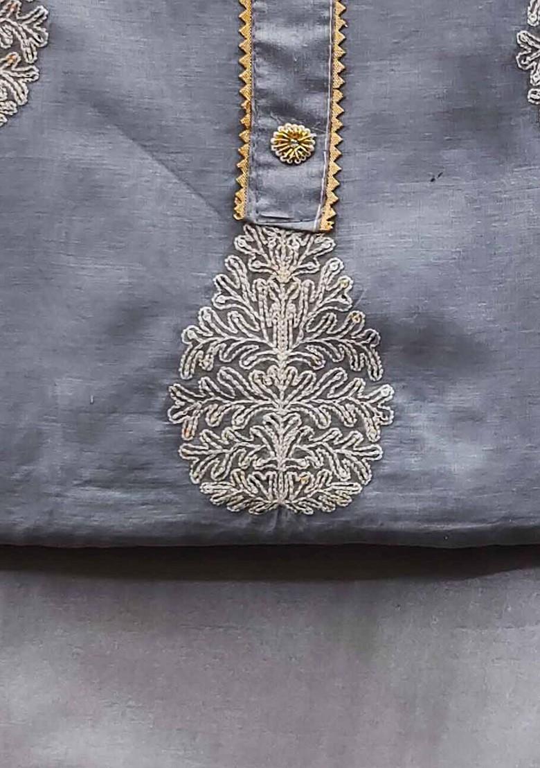 Grey Ethnic Motifs Embroidered Poly Blend Kurta Set