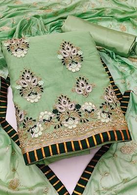 Green Ethnic Motifs Embroidered Poly Blend Kurta Set