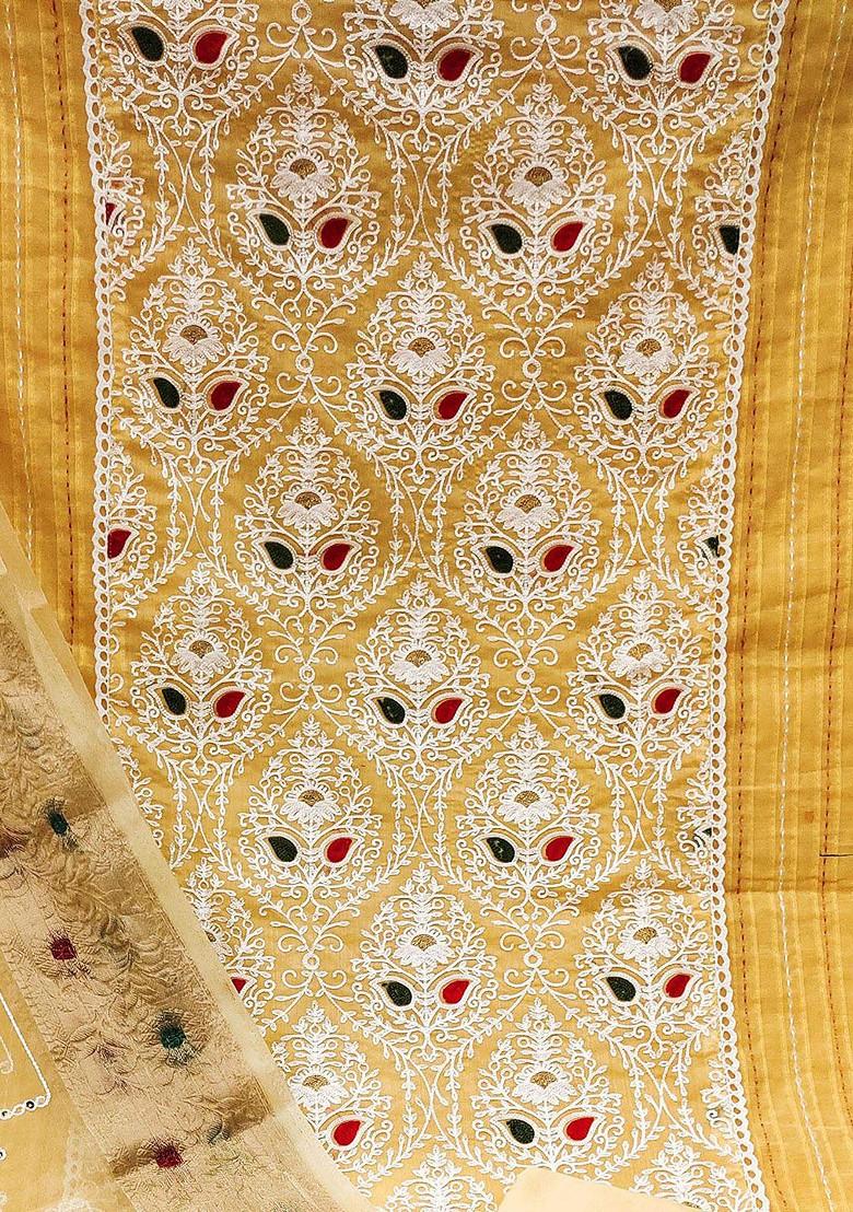 Yellow Ethnic Motifs Embroidered Poly Blend Kurta Set