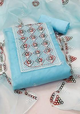 Blue Ethnic Motifs Embroidered Organza Kurta Set