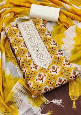 Yellow Ethnic Motifs Embroidered Poly Blend Kurta Set