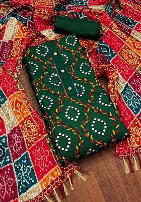 Green Ethnic Motifs Embroidered Pure Cotton Kurta Set