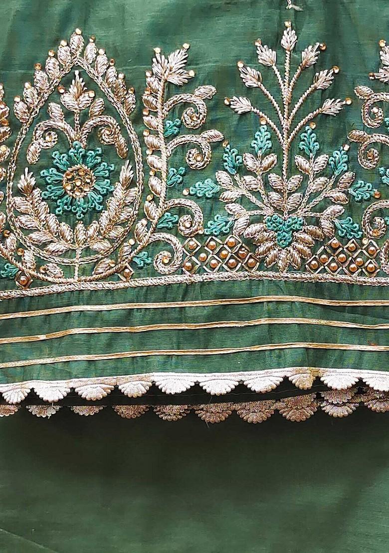 Green Ethnic Motifs Embroidered Poly Blend Kurta Set