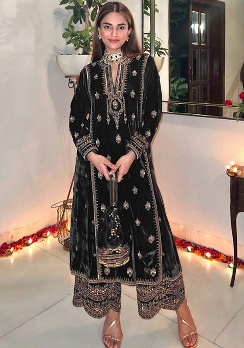 Black Embroidered Velvet Kurta Set