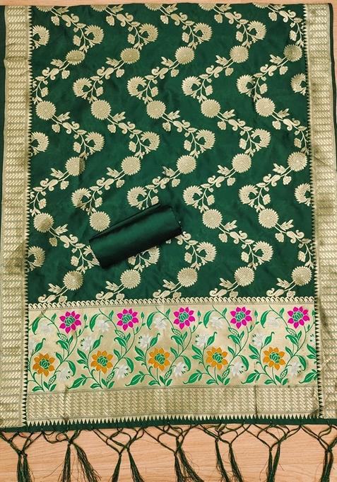 Green Woven Zari Soft Banarasi Silk Kurta Set