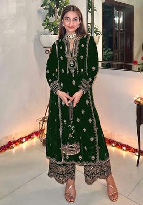 Green Embroidered Velvet Kurta Set