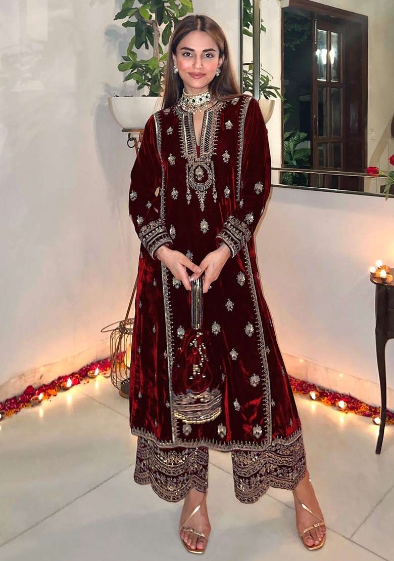 Maroon Embroidered Velvet Pakistani Suit Set - Indya