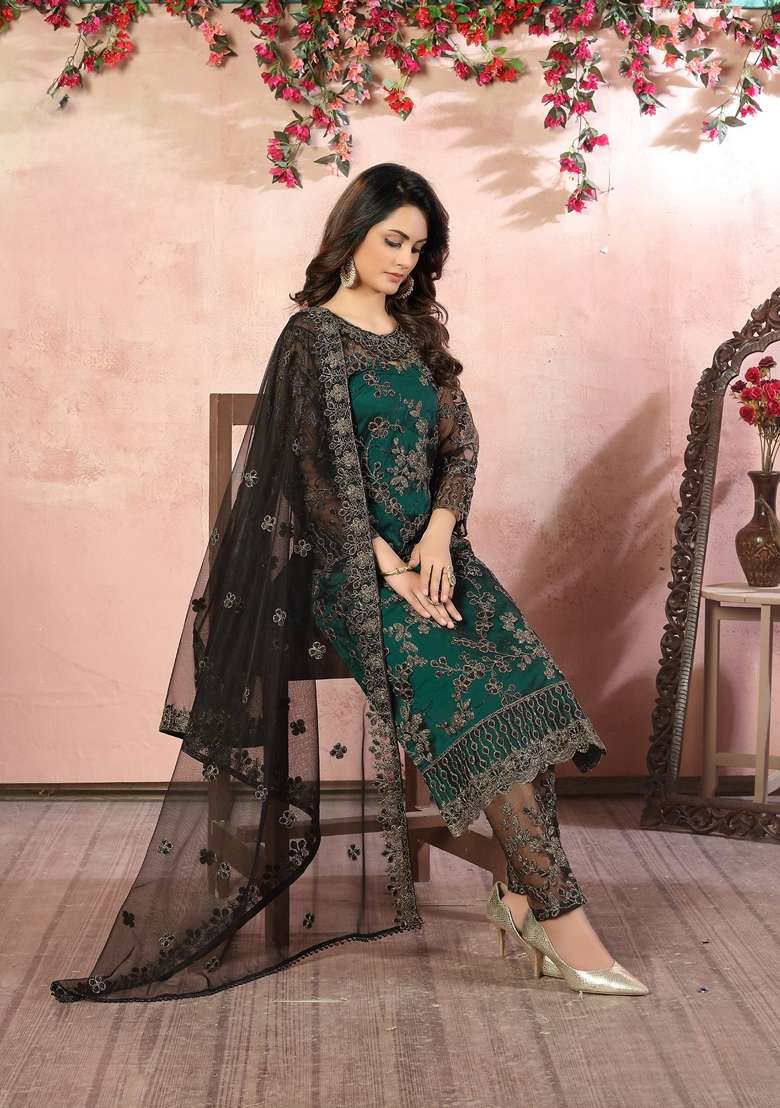 Green Embroidered Net Pakistani Suit Set - Indya
