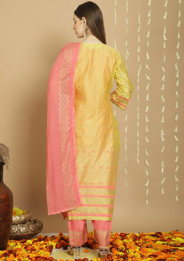 Yellow Embroidered Chanderi Silk Kurta Set With Dupatta - Indya