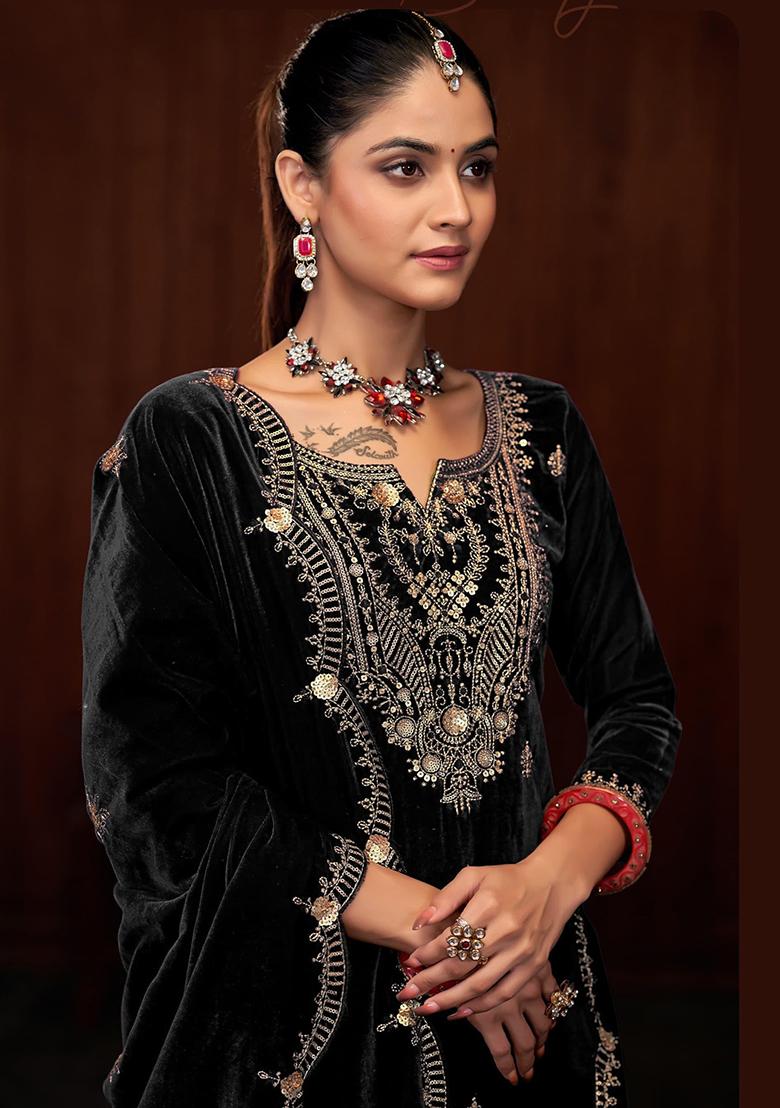 Black Sequin Embroidered Velvet Kurta Set