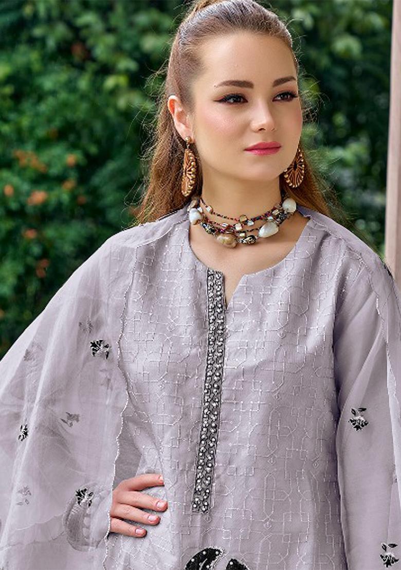 Lavender Embroidered Orgenza Kurta Set