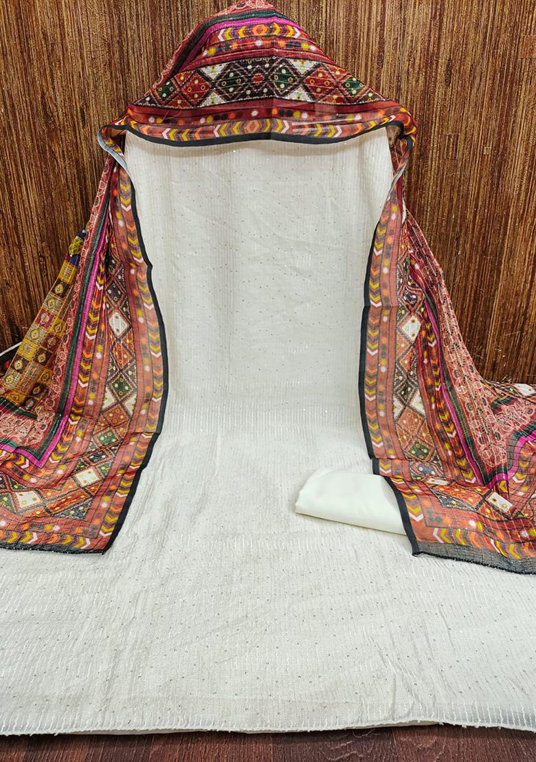 Red Embellished Chanderi Kurta Set