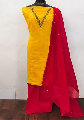 Gold Embellished Chanderi Kurta Set