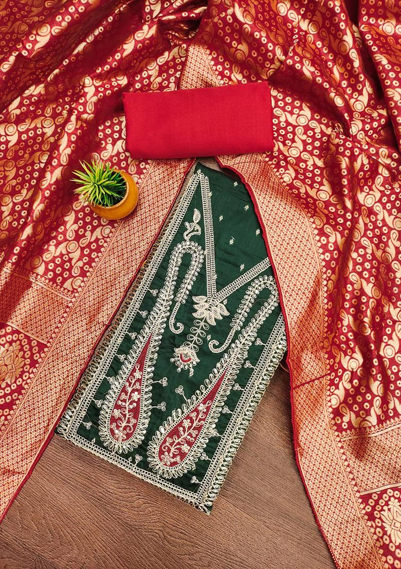 Green Embellished Chanderi Kurta Set
